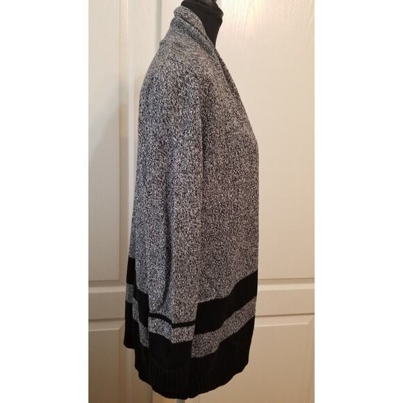Chicos Career Casual Gray/Black Cardigan Open Front Long Slvs Sweater Sz 1 (M/8) - Picture 2 of 7